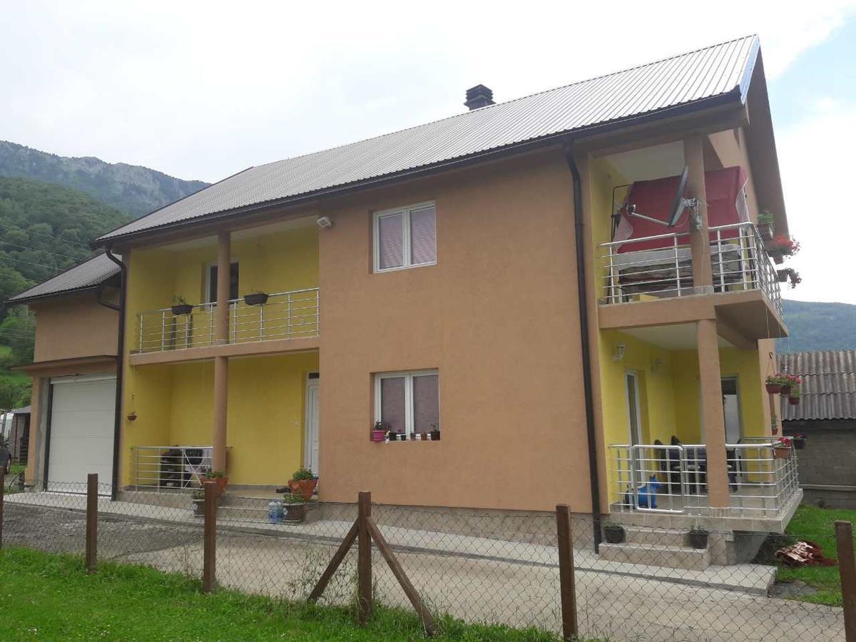Vuceljic Rooms Andrijevica Buitenkant foto