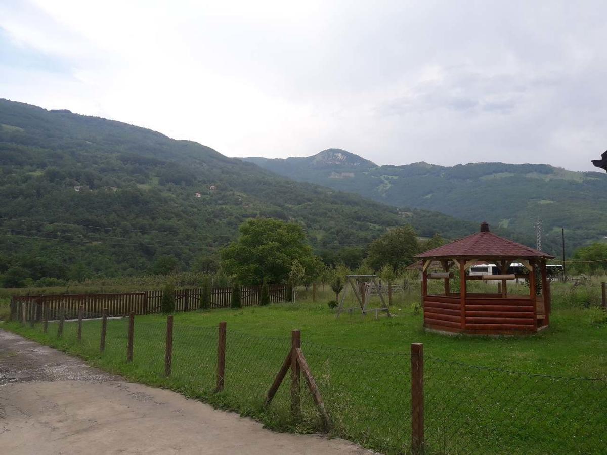 Vuceljic Rooms Andrijevica Buitenkant foto