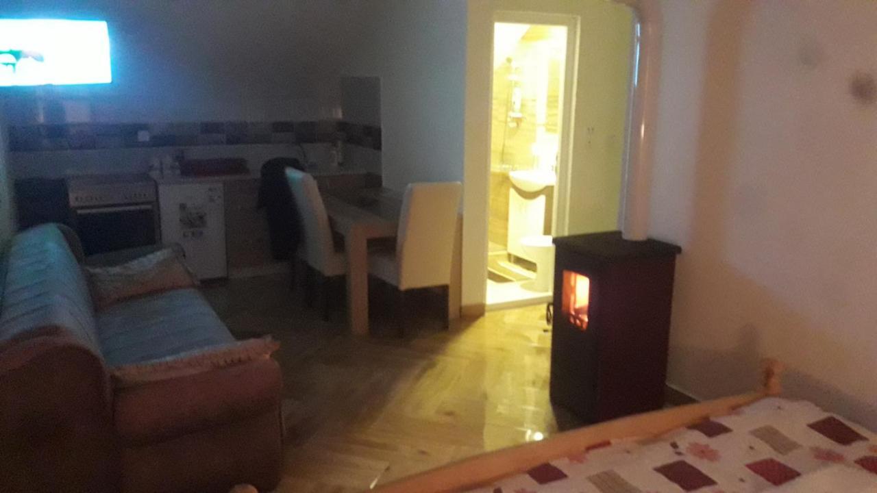 Vuceljic Rooms Andrijevica Buitenkant foto